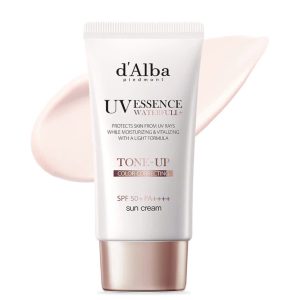 Kem chống nắng bảo vệ da khỏi tia UVA và UVB, giúp ngăn ngừa sạm da, lão hóa sớm và duy trì làn da khỏe mạnh mỗi ngày.